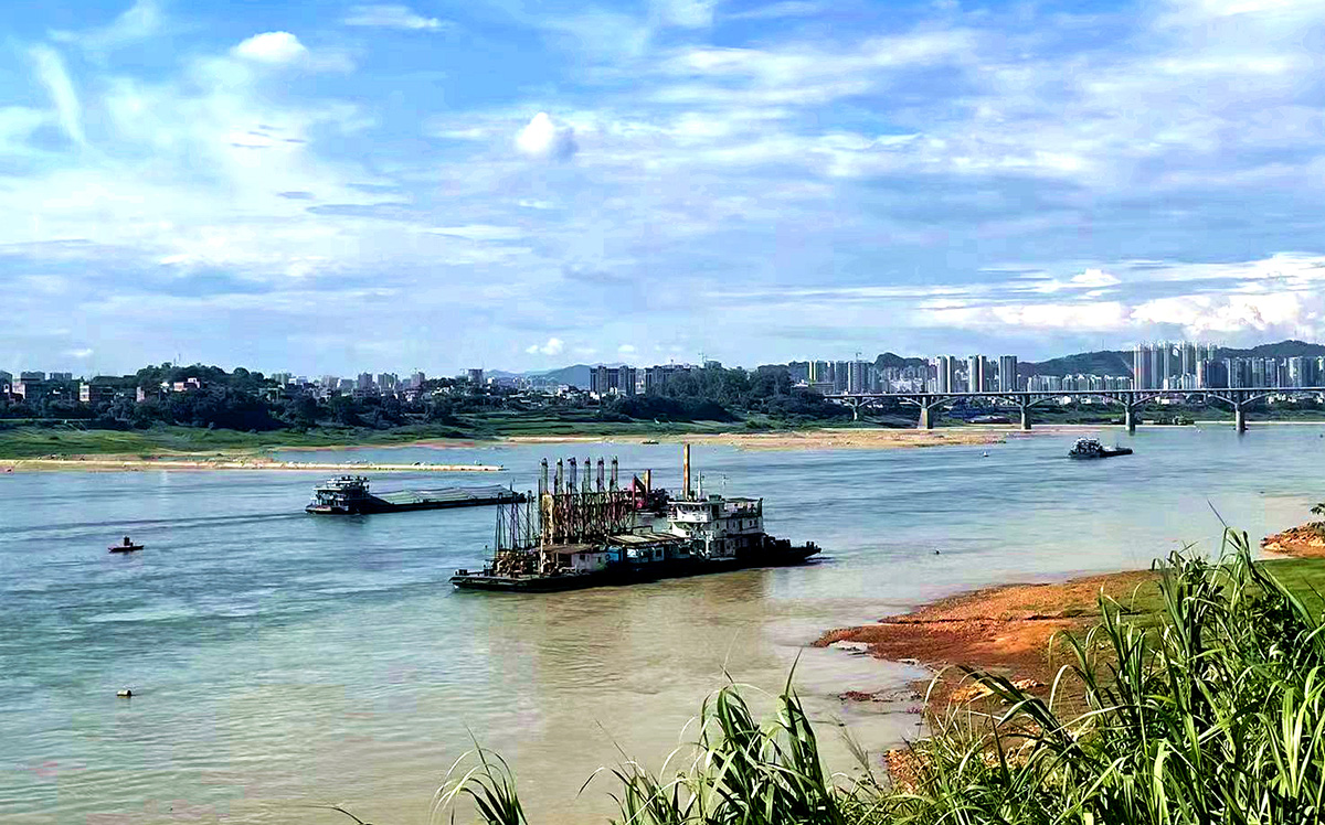 西江航運(yùn)干線貴港至梧州3000噸級航道工程(在建).jpg